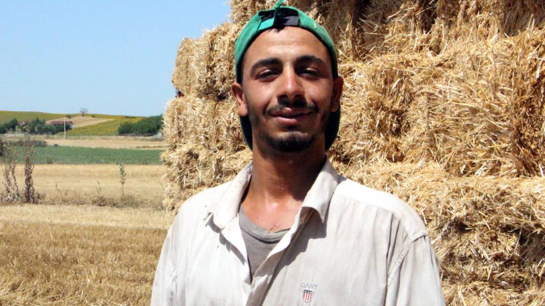 Kavurucu sıcakta 'balya' mesaisi 10